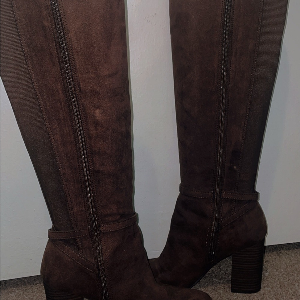 LC Lauren Conrad Dark Brown Heeled Boots - Picture 3 of 7